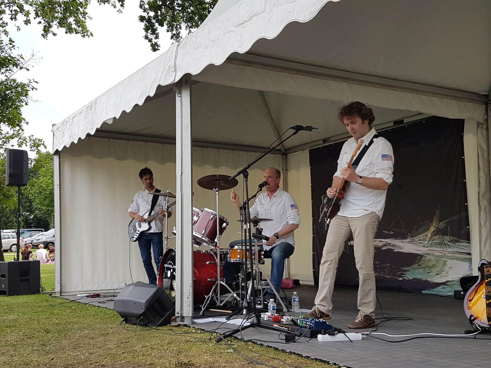 maanlander band volkspark enschede